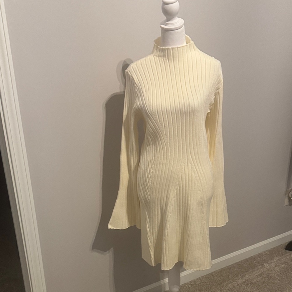 Chic Cream Long Sleeve Knit Dress